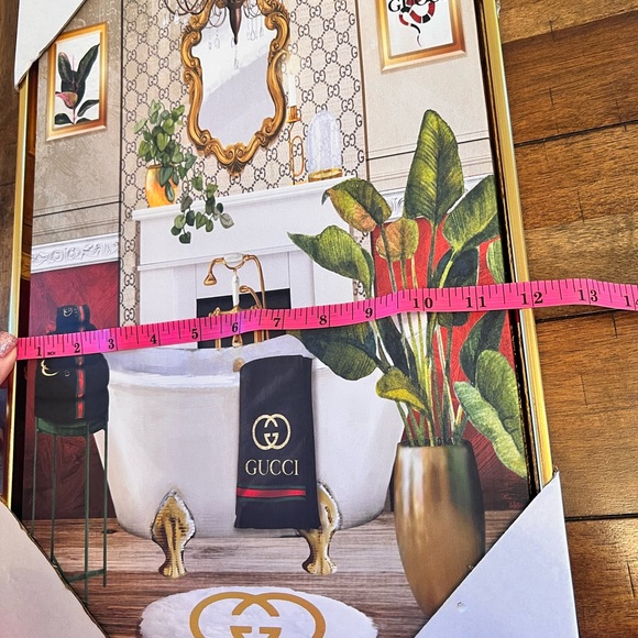 GUCCI Canvas Frame - Picture 6 of 10